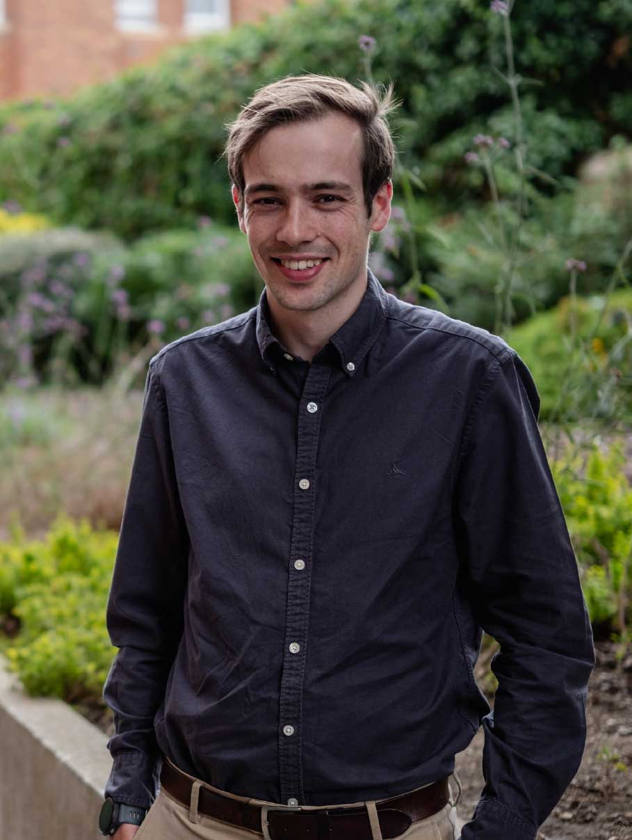 Andrew Straiton